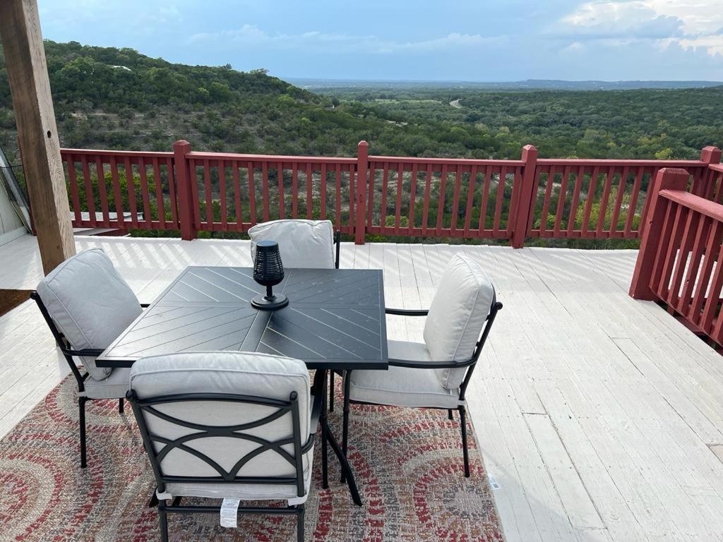 Entire 2Br 2Ba Hilltop View Home Sleeps 7 Pets 4 Acres Jacuzzi Central Ac Kingbeds Free Wifi-Parking Kitchen Washerdryer Starry Terrace Two Sunset Dining Patios Grill Stovetop Oven Fridge Onsitewoodedhiking Wildlife Coveredpatio4Pets & Birds Singing! Марбл-Фолс Экстерьер фото