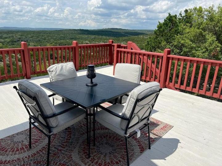 Entire 2Br 2Ba Hilltop View Home Sleeps 7 Pets 4 Acres Jacuzzi Central Ac Kingbeds Free Wifi-Parking Kitchen Washerdryer Starry Terrace Two Sunset Dining Patios Grill Stovetop Oven Fridge Onsitewoodedhiking Wildlife Coveredpatio4Pets & Birds Singing! Марбл-Фолс Экстерьер фото